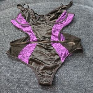 Chic Black and Purple Lace Chemise